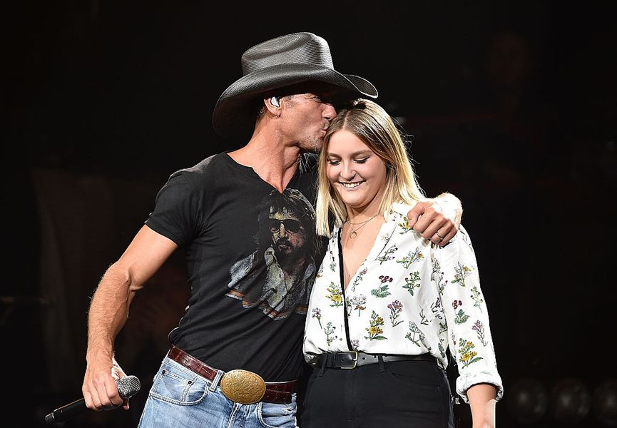 Tim McGraw & Faith Hill's Daughter Gracie Belts Out Powerful Rendition Of 'The Wizard & I'