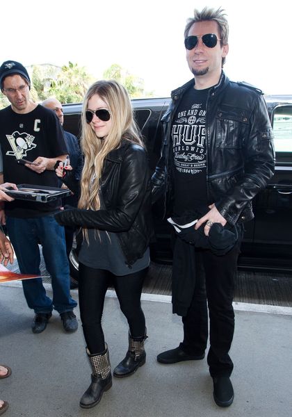Avril Lavigne zegt dat zij en ex-man Chad Kroeger nog steeds ‘super dichtbij’ zijn
