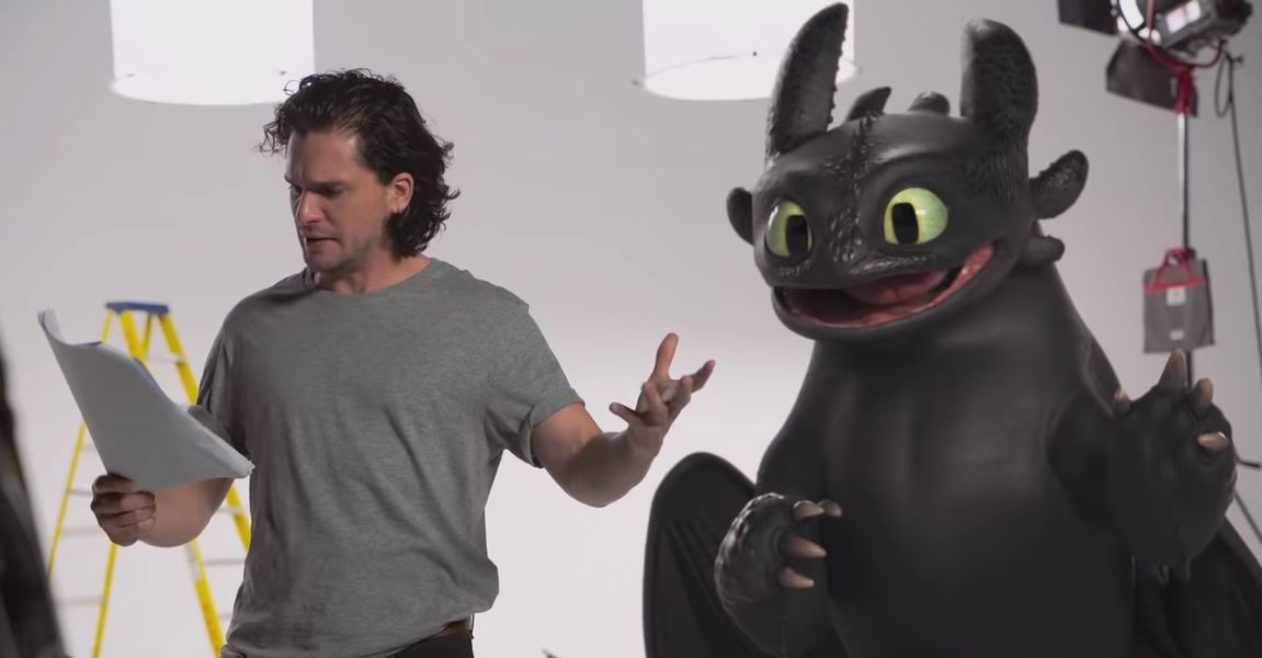 Kit Harington presta uma hilariante homenagem ao seu teste de ‘Game of Thrones’ no novo clipe ‘How To Train Your Dragon’