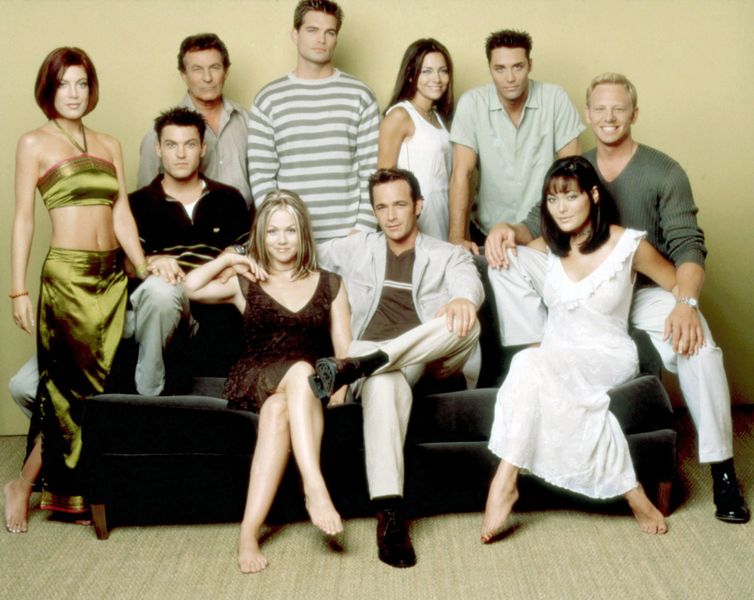 ‘Beverly Hills, 90210’ tem reunião virtual para comemorar 30º aniversário