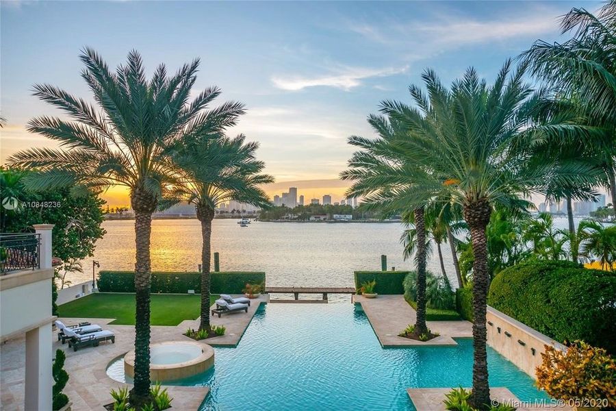 Jennifer Lopez a Alex Rodriguez kupujú neuveriteľné 40 miliónov dolárov v Miami