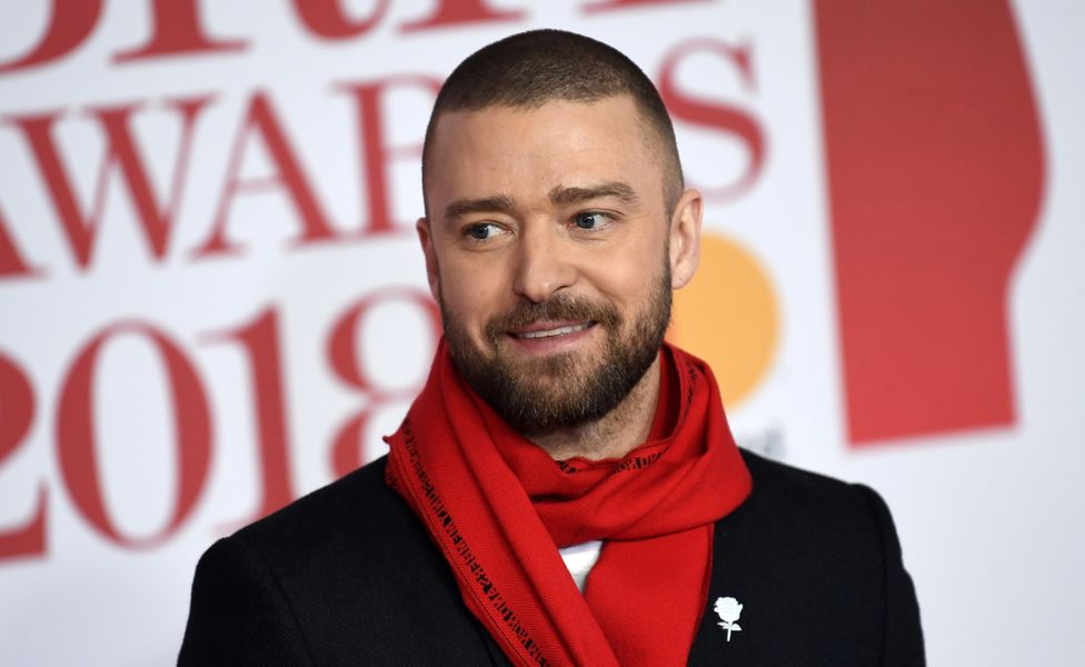 Justin Timberlake undskylder Britney Spears og Janet Jackson