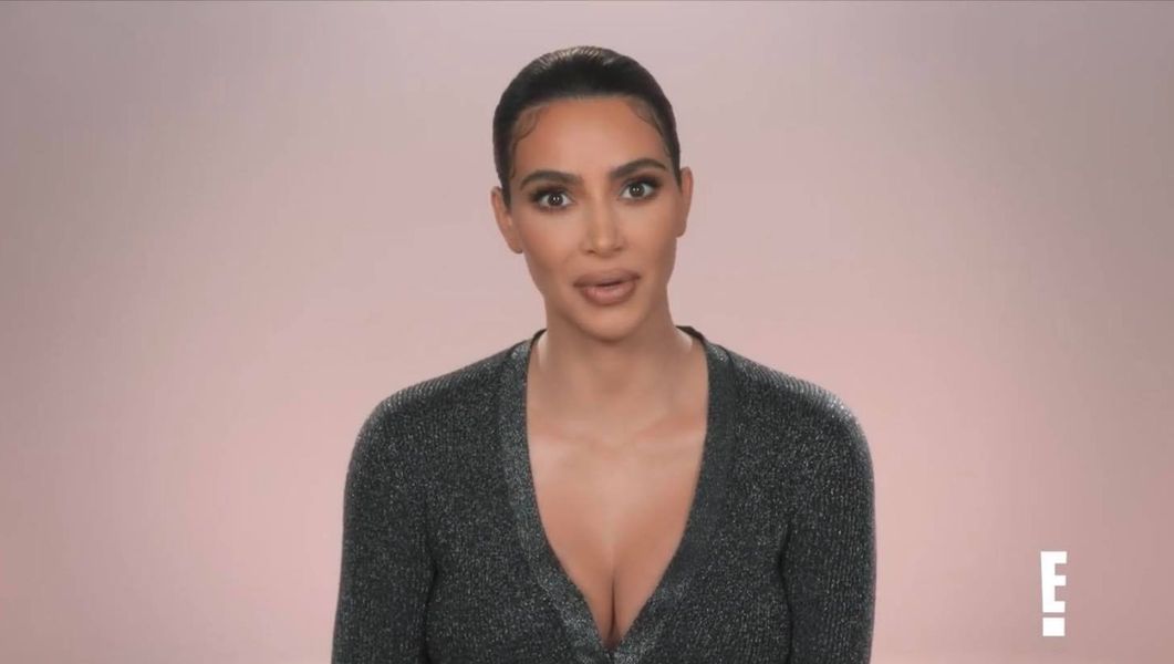Kris Jenner žartuje Kim Kardashian tým, že jej hovorí, že ide do rehabilitácie