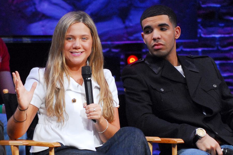 Lauren Collins vorbește despre sărutarea lui Drake în audiția Degrassi