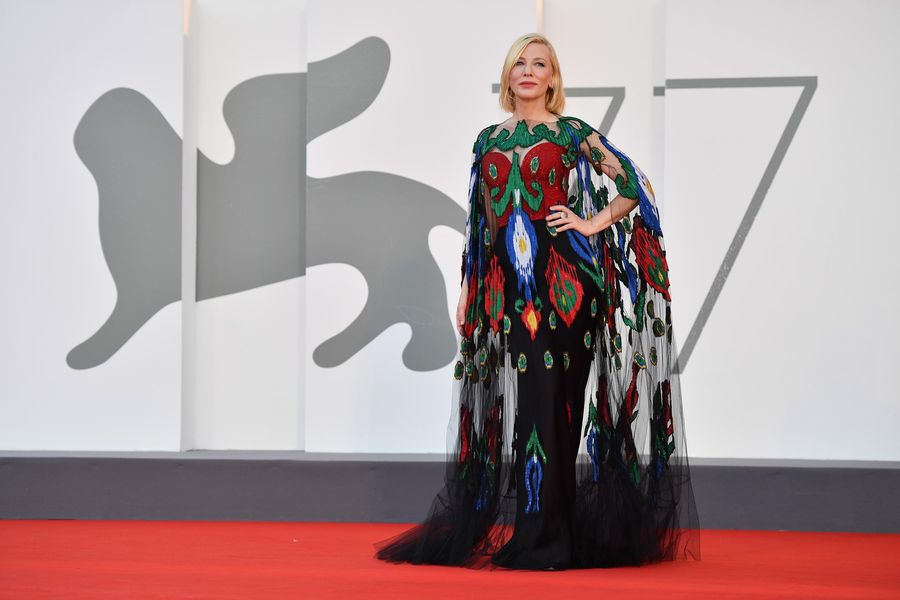 Cate Blanchett, Tilda Swinton chváli rodovo neutrálne herecké ceny