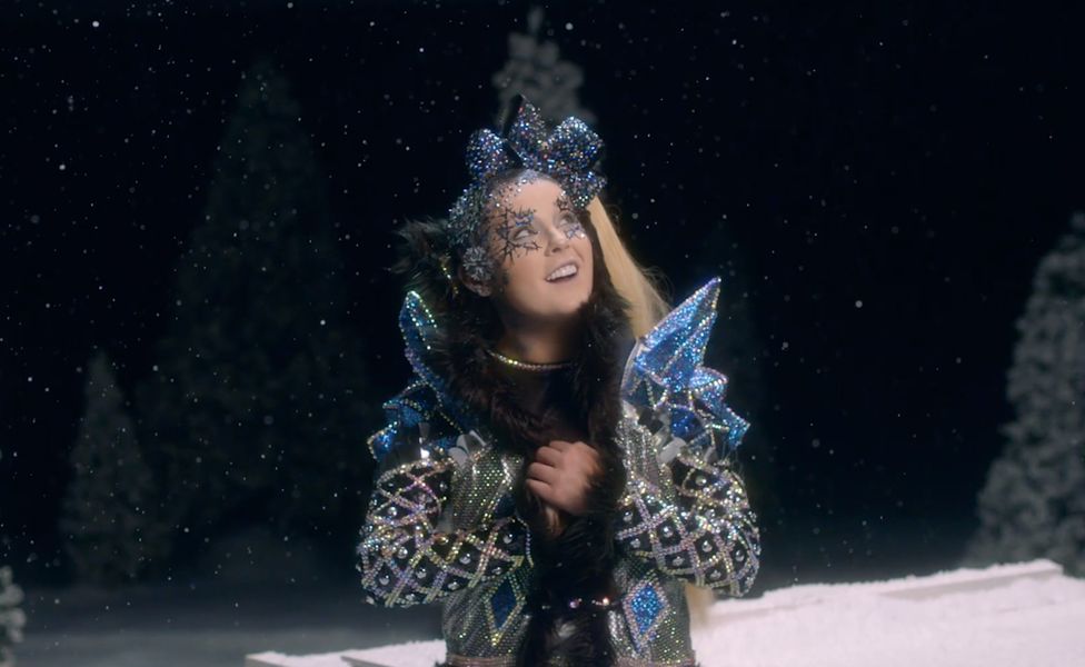 JoJo Siwa Drops Festive Music Video For ‘Where Are You Christmas?’ Faith Hill Cover