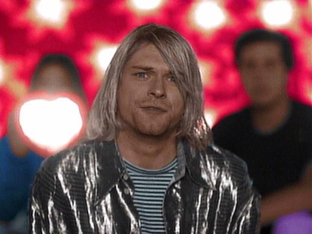 Courtney Love deler kærlig hyldest til Kurt Cobain på bryllupsdag