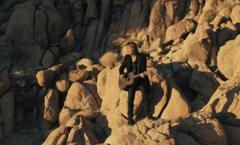 Keith Urban släpper ny musikvideo för spännande spår 'God Whispered Your Name'