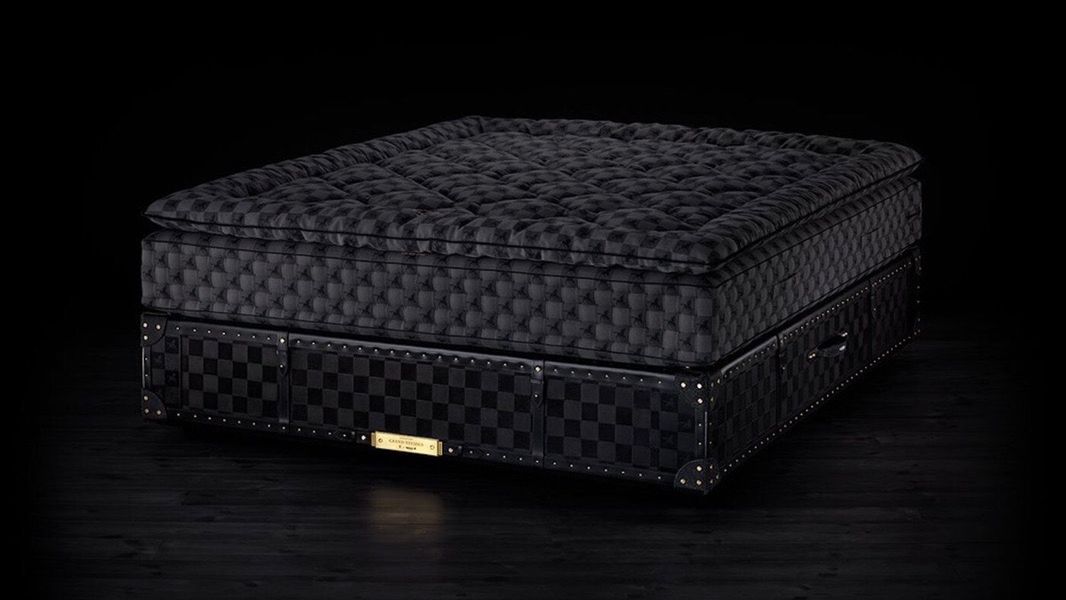 Drakeov matrac stojí viac ako 550 000 dolárov: „Posteľ vás nechá plávať“
