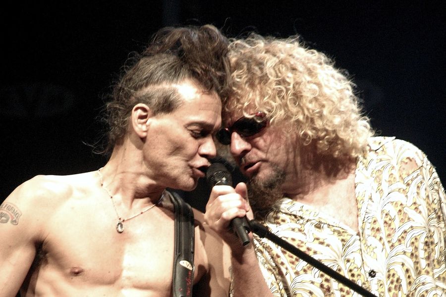 Sammy Hagar siger, at han og Eddie Van Halen blev forenet før guitaristens død