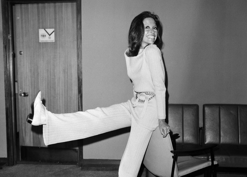 Flashback: Mary Tyler Moore's Surprise Visit Causes Oprah to Lose It In Unforgettable ‘Ugly Cry’ Moment