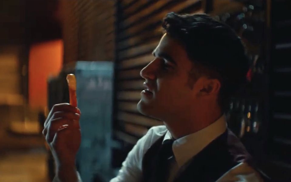Darren Criss synger om Nacho Fries i episk Taco Bell-annonce