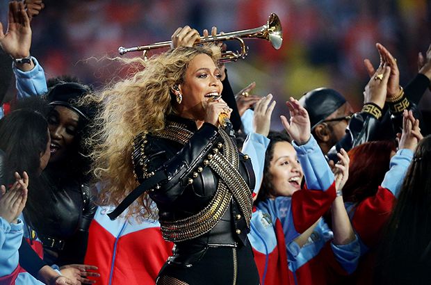 Beyonce oznamuje „formačné“ svetové turné počas Super Bowl 50