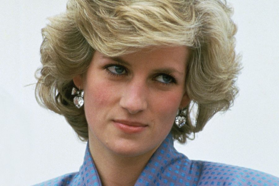 Atração do parque temático ‘National Enquirer Live’ defende a exposição da morte da princesa Diana