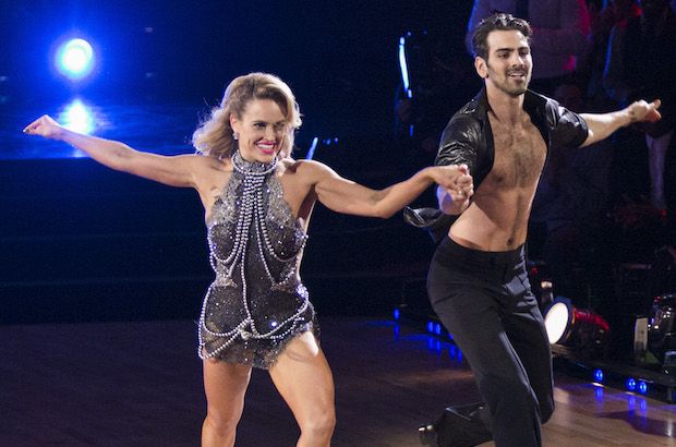 Súťažiaci nepočujúcich Nyle DiMarco odhaľuje svoju stratégiu ‘Dancing With The Stars’