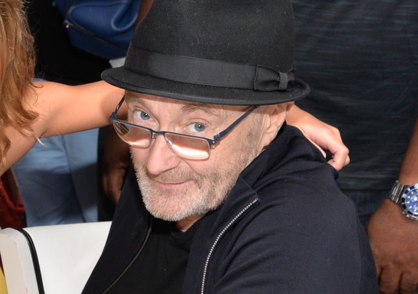 Phil Collins dává fanouškům pokyny pro dokonalý způsob zvonění v novém roce