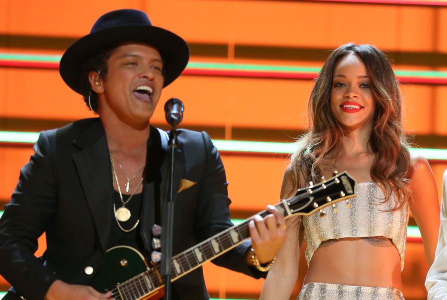 Bruno Mars og Rihanna ramte hver 1 milliard-mærket på YouTube