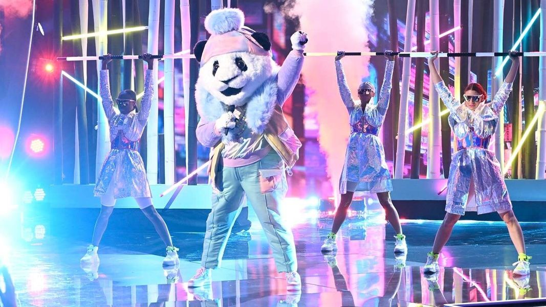 „Maskovaný zpěvák“: Panda dostane sekeru - Zjistěte, kdo byl pod maskou!