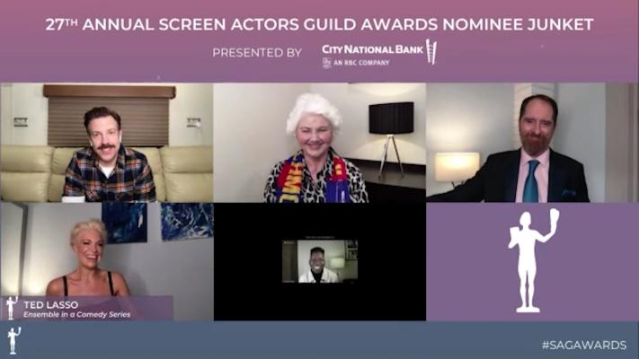 Jason Sudeikis fala sobre planos de roupas para o SAG Awards após o suéter viral do Globo de Ouro