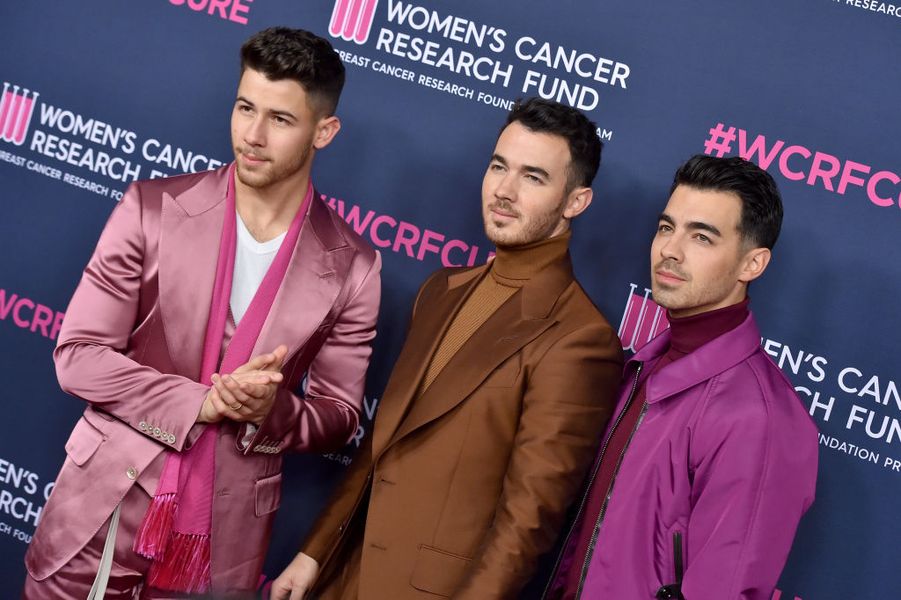Nick Jonas kvapká novú pieseň Jonas Brothers na luxusný album „Spaceman“