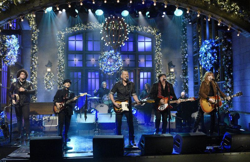 Bruce Springsteen og E Street Band Rock 'SNL' med første optræden på showet i 4 år