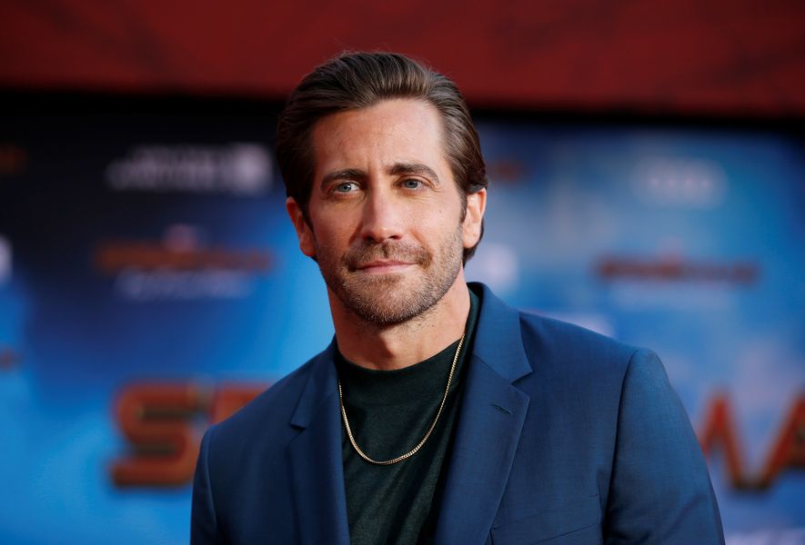 Jake Gyllenhaal brugte Mysterios 'Spider-Man: Far From Home' Twist som en 'Performance' under sin pressetur