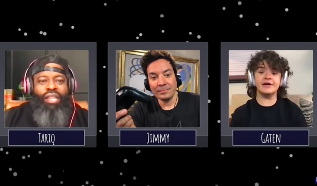 ג'ימי פאלון מצטרף לטוויץ 'על ידי משחק משחק מקוון עם כוכבי' דברים זרים '