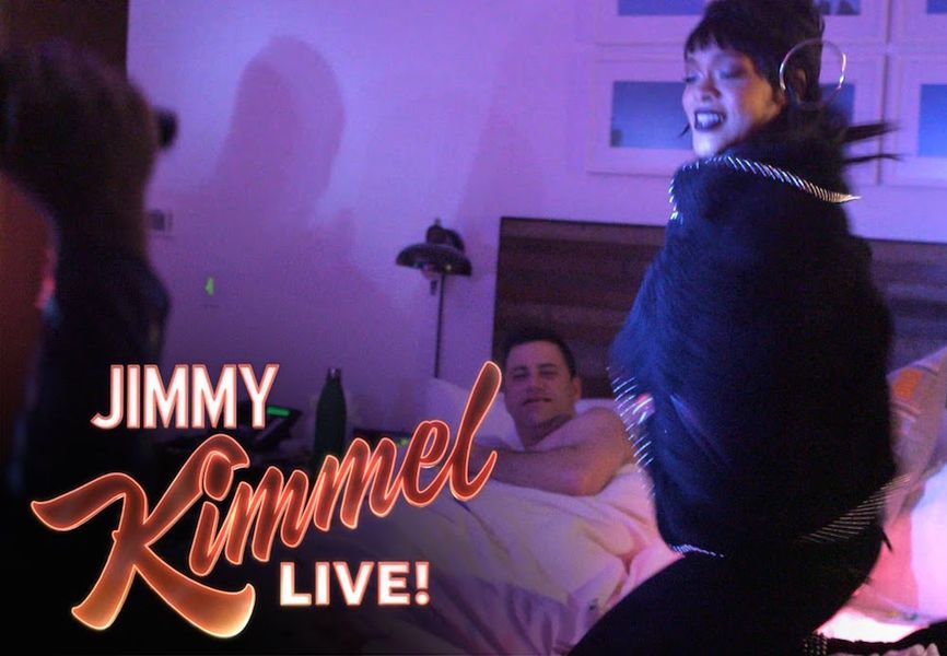 Megyn Kelly slår Jimmy Kimmel over Blackface-skitse efter Fox News 'Sean Hannity prøver at genstarte fejde