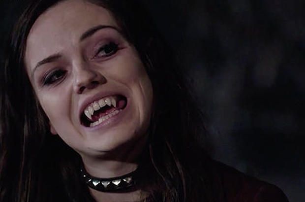 WATCH: Prvi pogled na ponovni zagon vampirja Jamesa Franca ‘Mother, May I Sleep With Danger?’