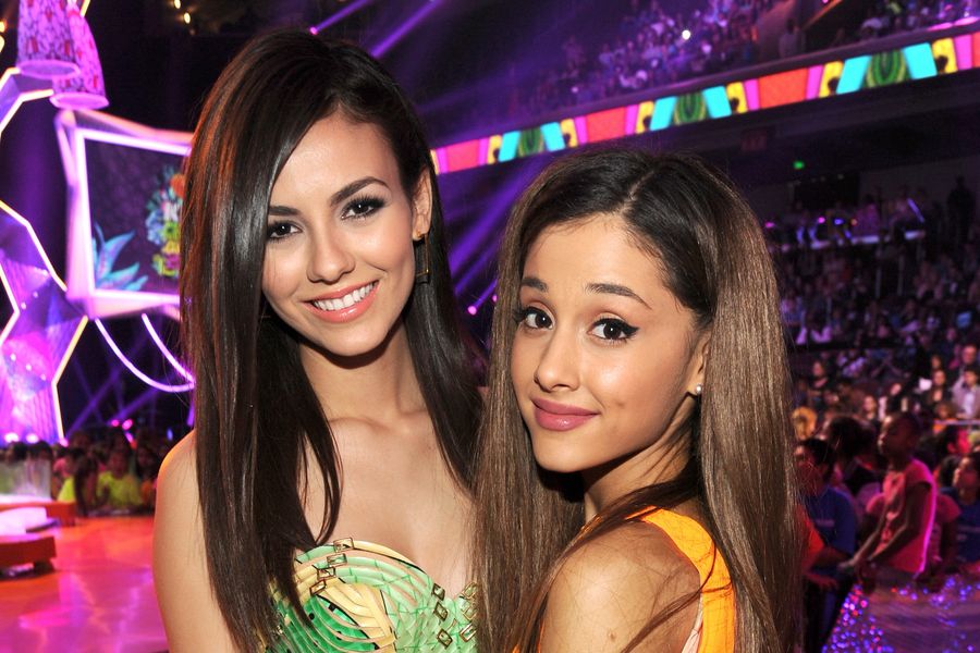 Victoria Justice siger, at medierne 'fanning de flammer' omkring rygter Ariana Grande Feud