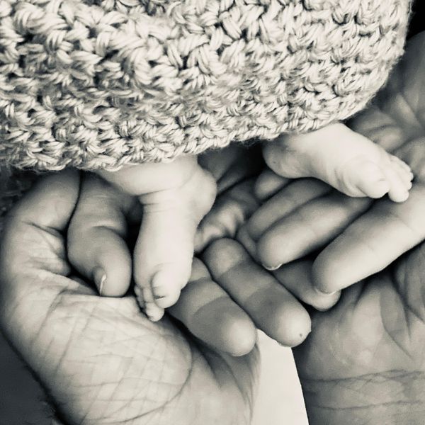 ‘Pikku naiset: LA’ -tähti Christy McGinity suree 2 viikon ikäistä tytärtä