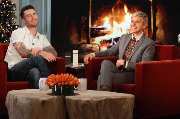 „Najsexi muž nažive“ Adam Levine navštívil Ellen